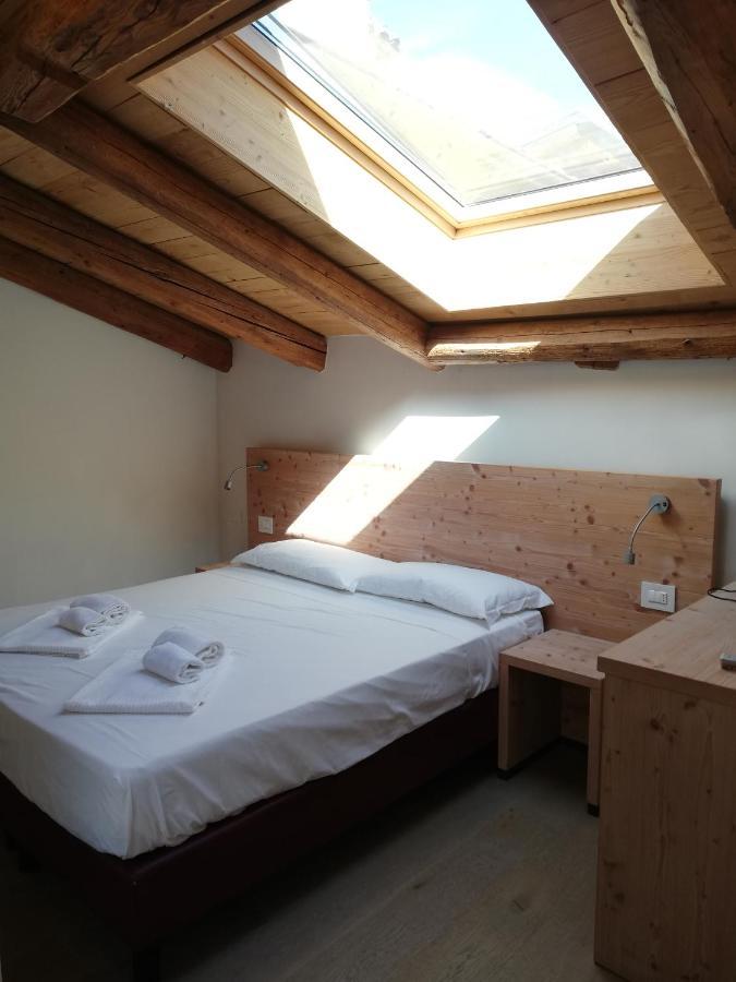 Colle Ameno Room And Breakfast Rovereto  Zewnętrze zdjęcie