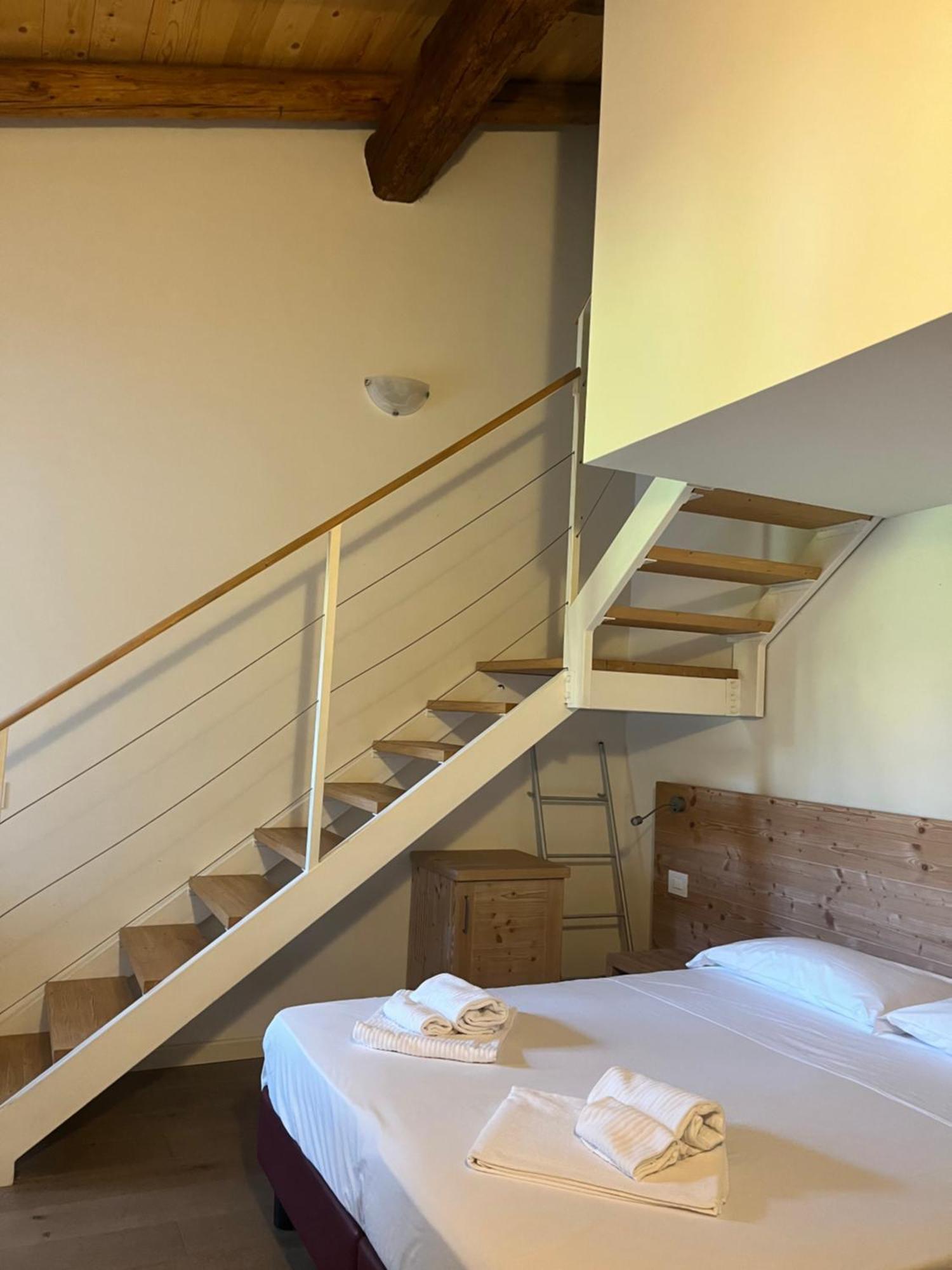 Colle Ameno Room And Breakfast Rovereto  Zewnętrze zdjęcie