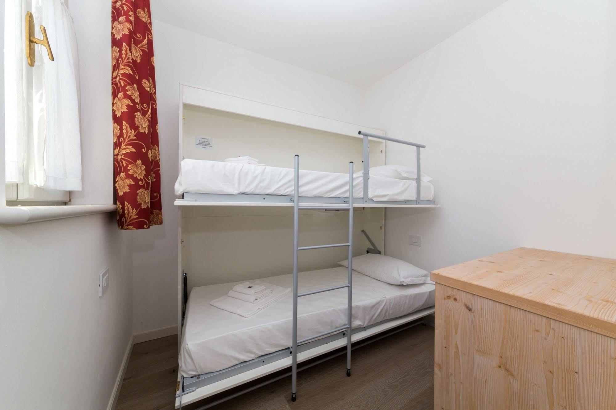 Colle Ameno Room And Breakfast Rovereto  Zewnętrze zdjęcie